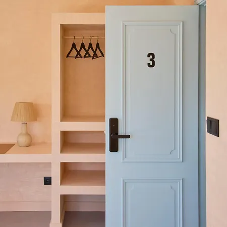 Wander Surf House Albergue