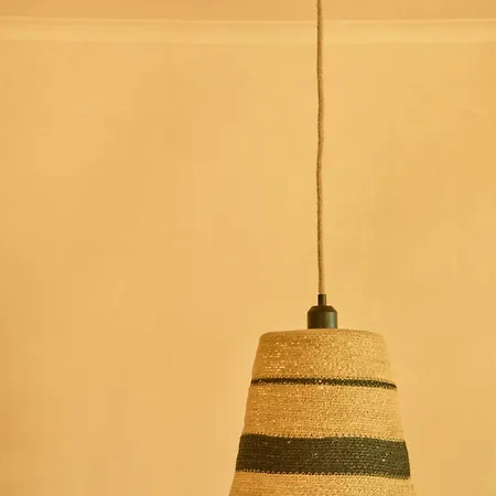 Wander Surf House Albergue *