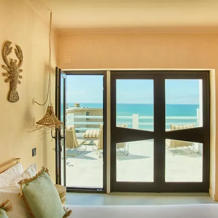 Hostel Wander Surf House