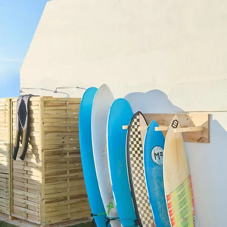 Hostel Wander Surf House *