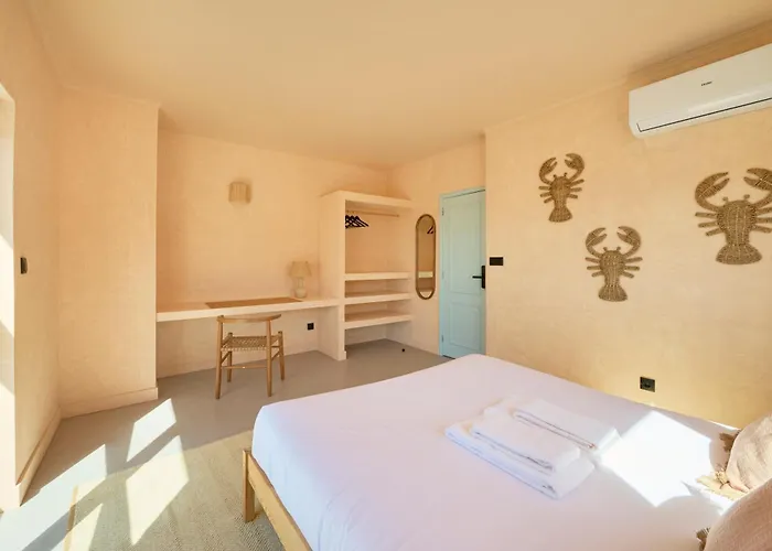 Wander Surf House Albergue Santa Cruz (Oeste)