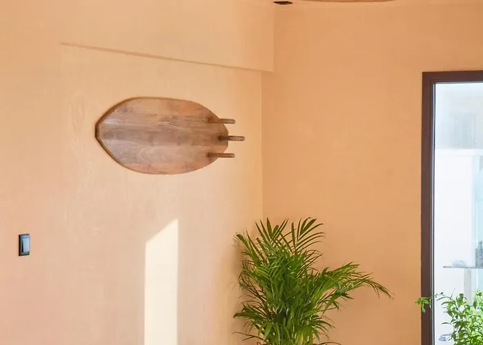 호스텔 Wander Surf House