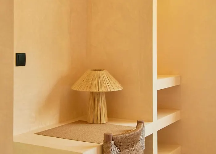 Wander Surf House Albergue *